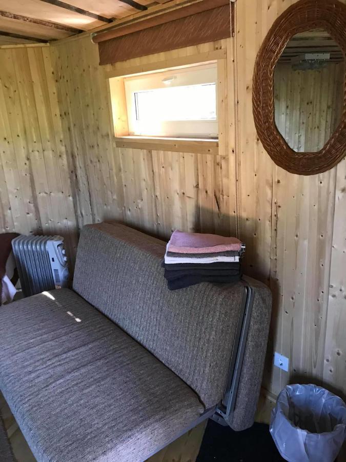 ホテル Sillaotsa Camp パイデ エクステリア 写真